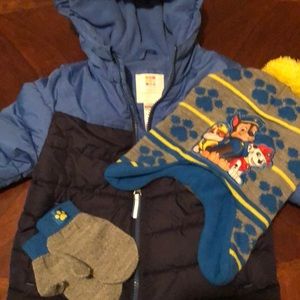Toddler coat hat and 🧤